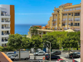 Cascais 1BR w/ pool